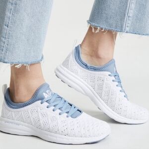 APL Techloom Phantom women’s sneakers. Size 8.5. EUC